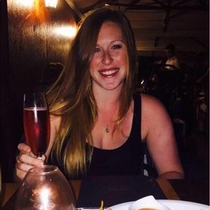 Meet your Posher, Madelaine